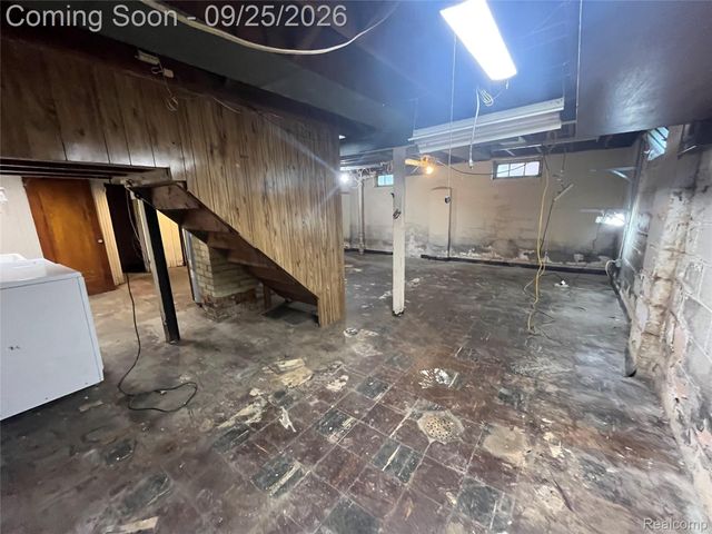 4558 Helen Street, Dearborn, MI 48126