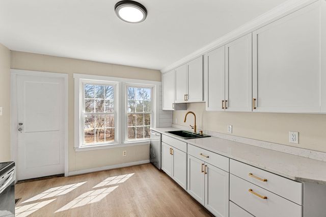 184 Echo Avenue, Portsmouth, NH 03801