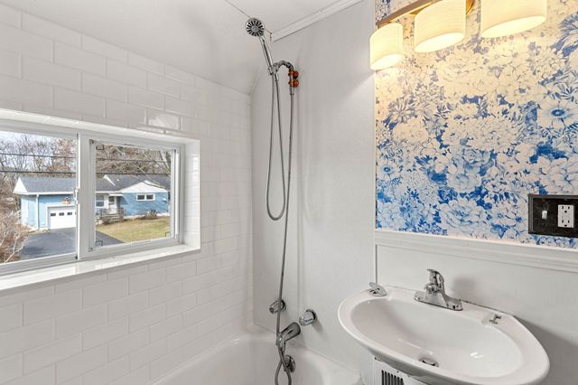 184 Echo Avenue, Portsmouth, NH 03801