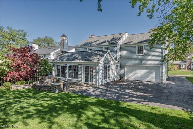 22532 Byron Road, Shaker Heights, OH 44122
