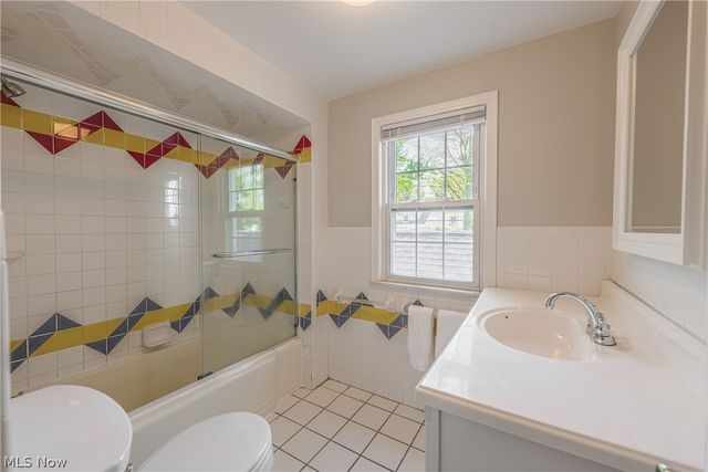 22532 Byron Road, Shaker Heights, OH 44122