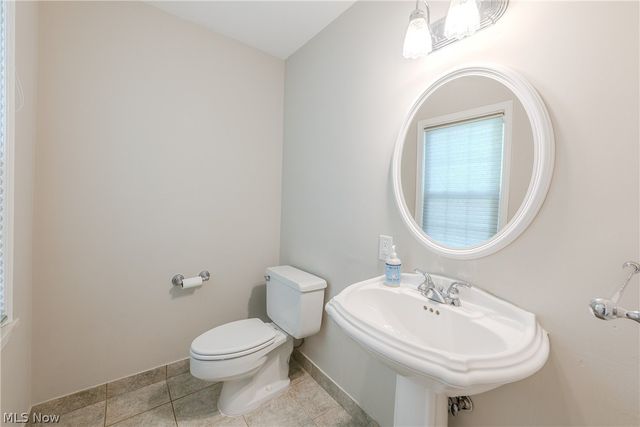 22532 Byron Road, Shaker Heights, OH 44122