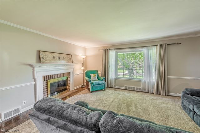 22532 Byron Road, Shaker Heights, OH 44122