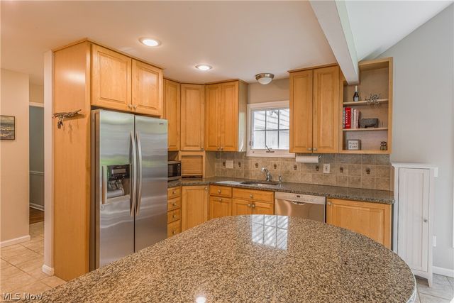 22532 Byron Road, Shaker Heights, OH 44122