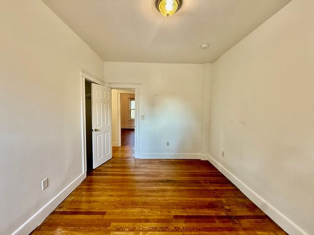 62 Algonquin Rd. Apt 2, Newton, MA 02467