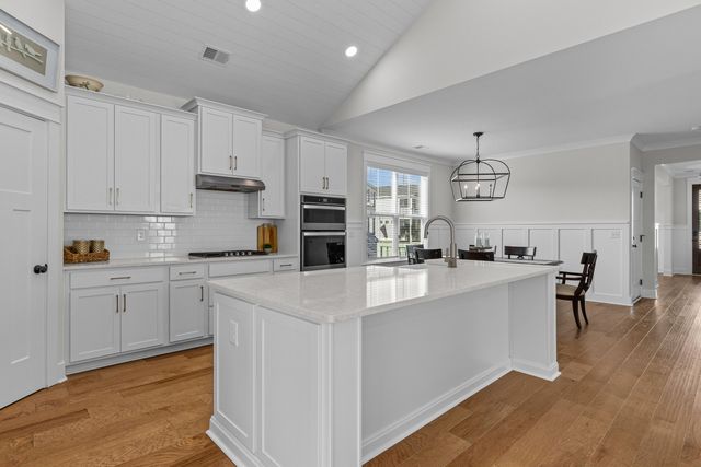 1131 Oak Bluff Avenue, Charleston, SC 29492