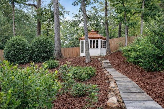 3230 W Andrews NW Drive, Atlanta, GA 30305