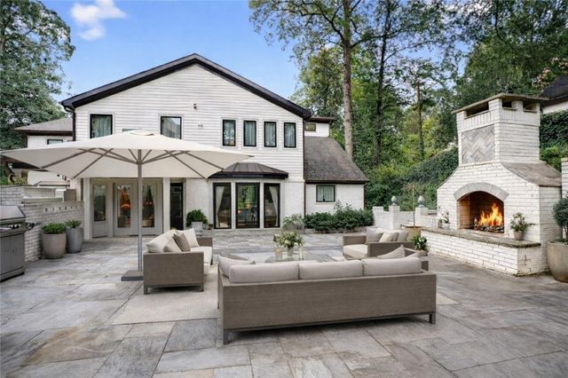 3230 W Andrews NW Drive, Atlanta, GA 30305