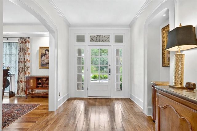 3230 W Andrews NW Drive, Atlanta, GA 30305