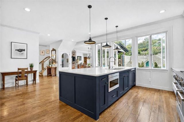 3230 W Andrews NW Drive, Atlanta, GA 30305