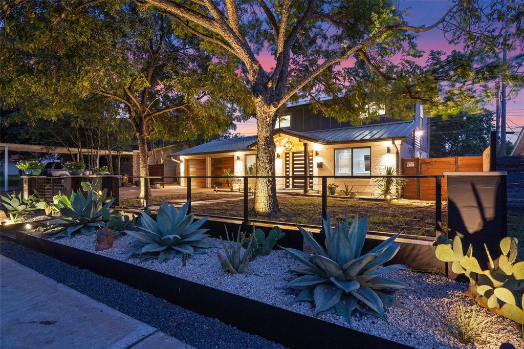 1911 Ohlen RD, Austin, TX 78757