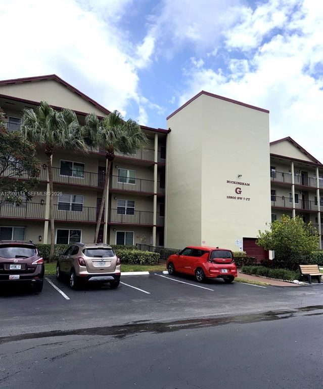 12800 SW 7th Ct 102G, Pembroke Pines, FL 33027