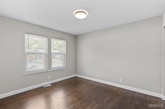 1350 Navajo Lane, Florissant, MO 63033