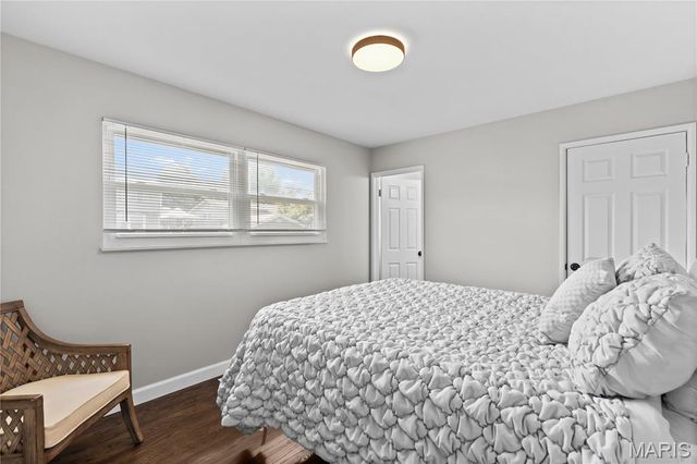 1350 Navajo Lane, Florissant, MO 63033