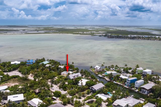 56 Bay Drive, Saddlebunch, FL 33040