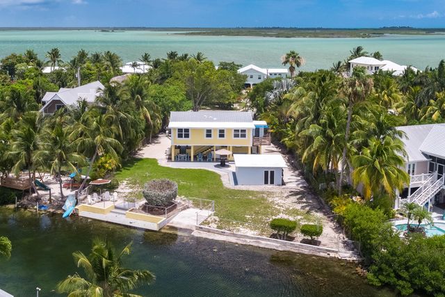 56 Bay Drive, Saddlebunch, FL 33040