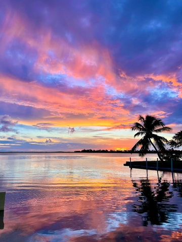 56 Bay Drive, Saddlebunch, FL 33040