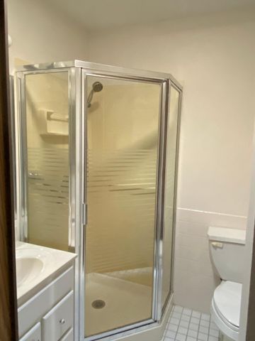 1160 Black Oaks Lane N, Plymouth, MN 55447