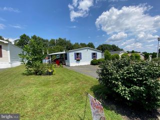 320 ASHFORD LN, Hereford, PA 18056