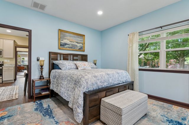 717 Forest Ridge Drive, Garland, TX 75042