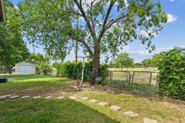 717 Forest Ridge Drive, Garland, TX 75042