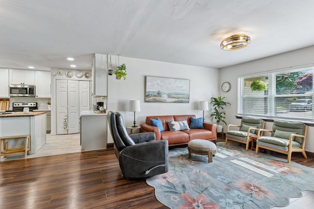 717 Forest Ridge Drive, Garland, TX 75042