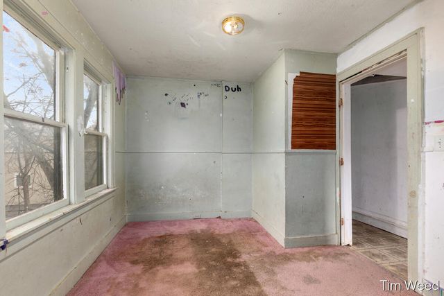 1332 Muskegon Avenue, Grand Rapids, MI 49504