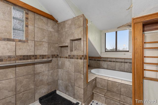 1332 Muskegon Avenue, Grand Rapids, MI 49504