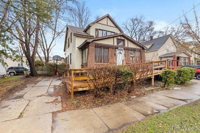 1332 Muskegon Avenue, Grand Rapids, MI 49504