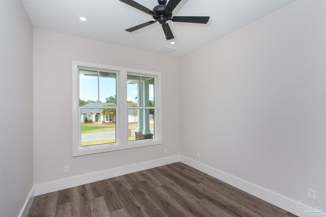 3846 Saber Tooth Cir, Gulf Breeze, FL 32563