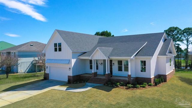 3846 Saber Tooth Cir, Gulf Breeze, FL 32563