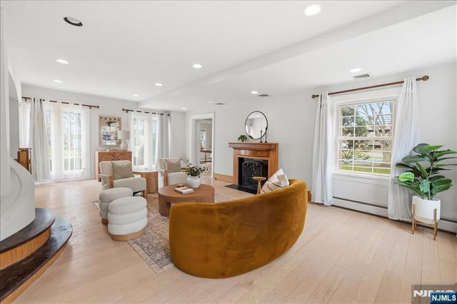 61 Glenwood Road, Englewood, NJ 07631
