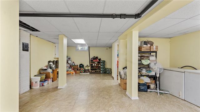 75 Read Avenue, Lincoln, RI 02865