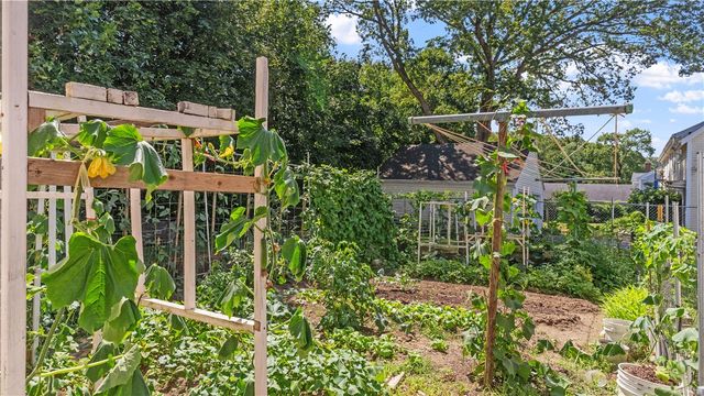 75 Read Avenue, Lincoln, RI 02865