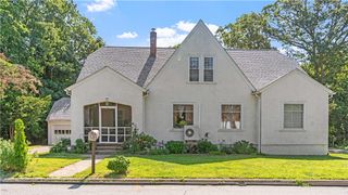 75 Read Avenue, Lincoln, RI 02865