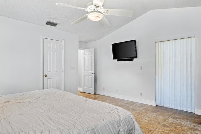 12020 NW 2nd Drive, Coral Springs, FL 33071