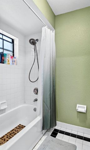 12020 NW 2nd Drive, Coral Springs, FL 33071