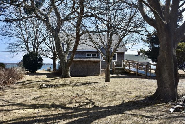 76 Nakata Avenue, Fairhaven, MA 02719