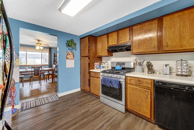 709 Beverly Drive, Hebron, IN 46341