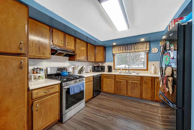 709 Beverly Drive, Hebron, IN 46341