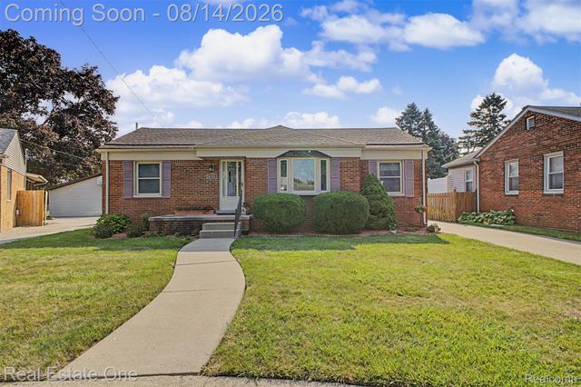 6331 Buckingham Avenue, Allen Park, MI 48101