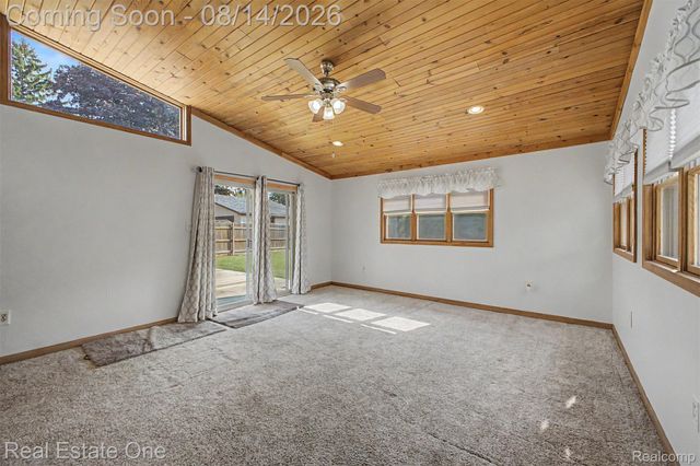 6331 Buckingham Avenue, Allen Park, MI 48101