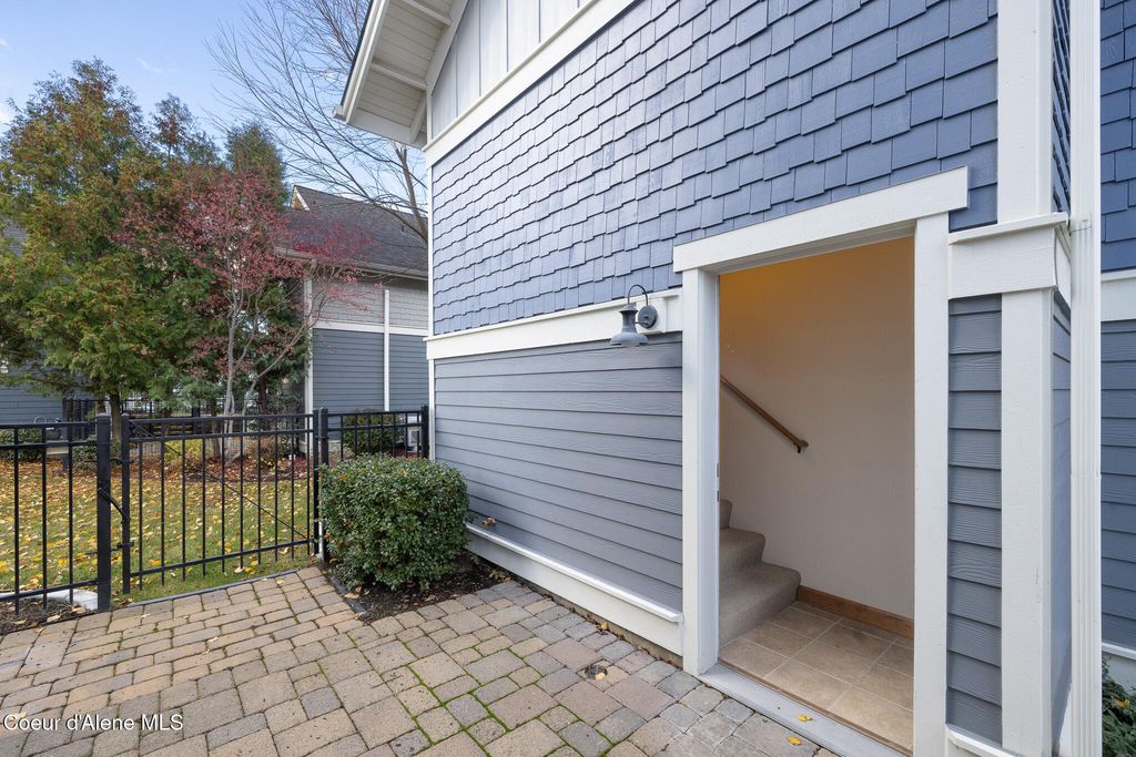 4083 W SHOREVIEW LN, Coeur d'Alene, ID 83814 photo 33