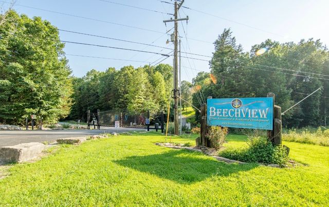 1085 Wc Pickett Rd, Clifton, TN 38425