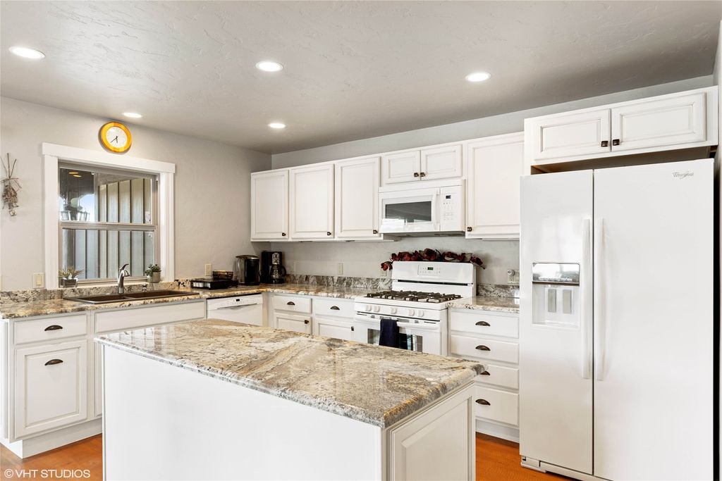 425 Grand Drive, Bigfork, MT 59911 photo 33