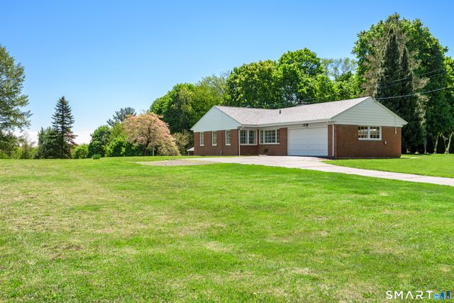 207 South Main Street, East Granby, CT 06026