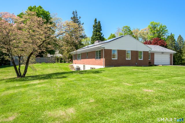 207 South Main Street, East Granby, CT 06026