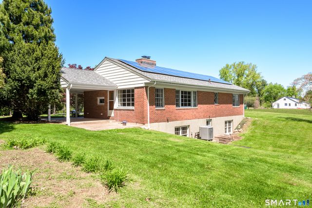 207 South Main Street, East Granby, CT 06026
