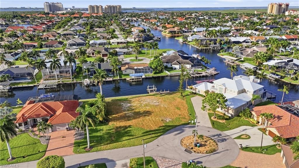 Image 10 of property listing at 1230 SW 53rd TER, Cape Coral, FL 33914