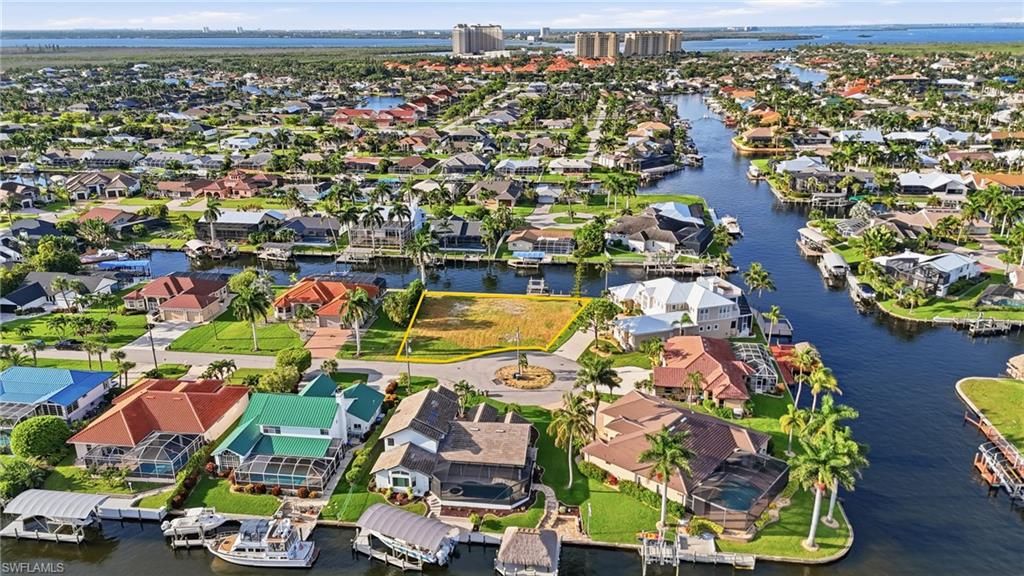 Image 13 of property listing at 1230 SW 53rd TER, Cape Coral, FL 33914